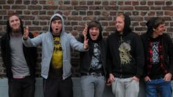 Copyright by an early cascade an early cascade