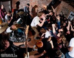 Copyright by www.bryanvolz.com www.bryanvolz.com