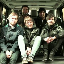 Copyright by www.facebook.com/createuseshatter www.facebook.com/createuseshatter