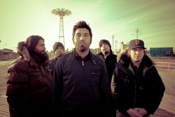 www.facebook.com/deftones