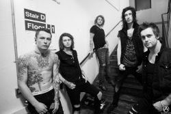 www.facebook.com/askingalexandria