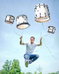 Copyright by www.facebook.com/protestthehero www.facebook.com/protestthehero