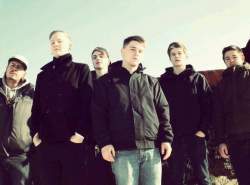 Copyright by www.facebook.com/deadlikeswansea www.facebook.com/deadlikeswansea